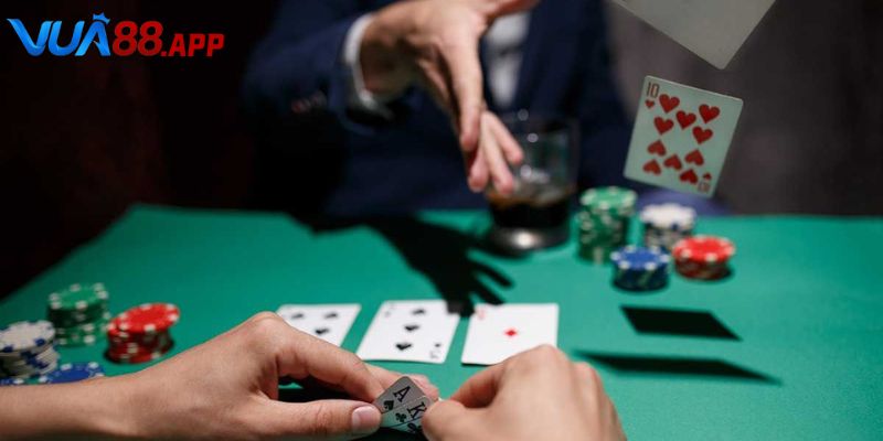 Ba đôi thông chặt được gì khi xác định sảnh bài